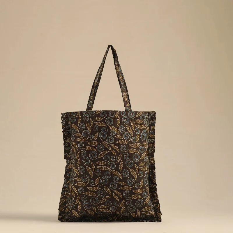 Vibrant Bags With Discounts Handcrafted Cotton Frill Jhola Bag 39