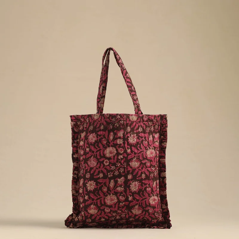 Trendy Festival Bags With Limited-Time Offers Handcrafted Cotton Frill Jhola Bag 40 Trendy Festival Bags With Limited-Time Offers Handcrafted Cotton Frill Jhola Bag 40