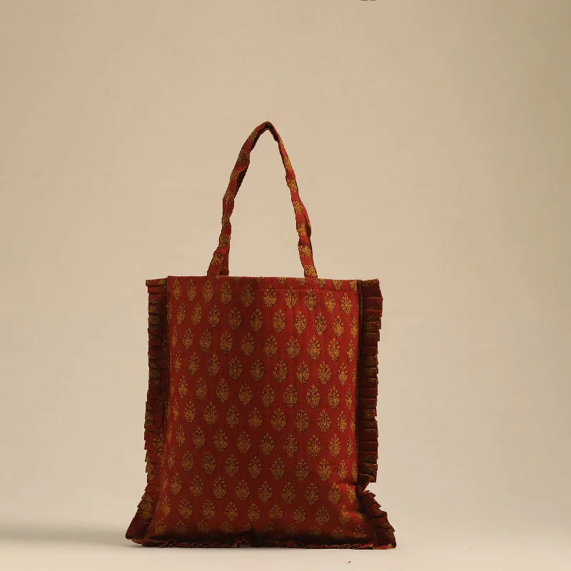 Affordable Bags For Budget Shoppers Handcrafted Cotton Frill Jhola Bag 48