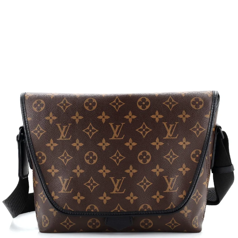 Eco-Friendly And Discounted Bags Magnetic Messenger Bag Macassar Monogram Canvas