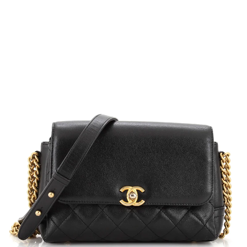Tote Bag For Everyday Use Side Chain Compartment Flap Bag Quilted Goatskin Medium